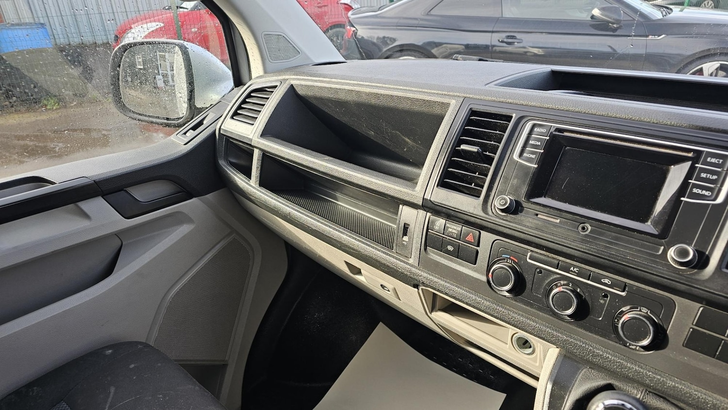 Used Volkswagen Transporter 2018 for sale - 76404486: Photo 20