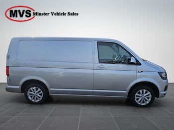 Used Volkswagen Transporter 2018 for sale - 76404486: Photo
