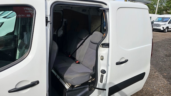 Used Peugeot Partner 2016 for sale - 76126072: Photo 10
