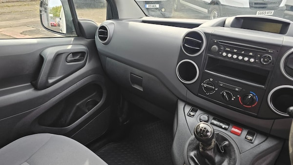 Used Peugeot Partner 2016 for sale - 76126072: Photo 17