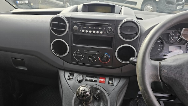 Used Peugeot Partner 2016 for sale - 76126072: Photo 18