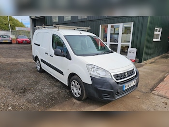 Used Peugeot Partner 2016 for sale - 76126072: Photo 2