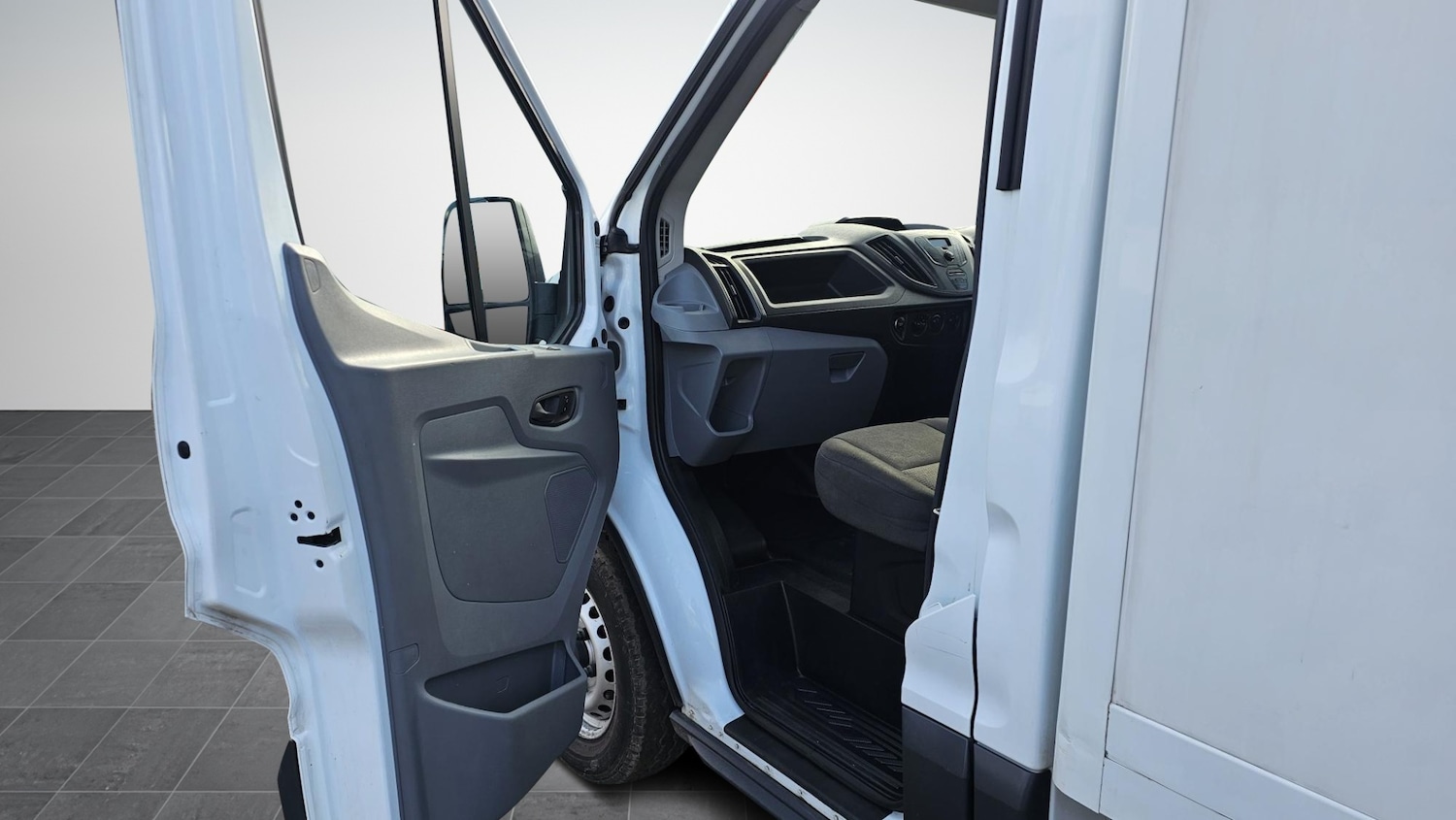 Used Ford Transit 2019 for sale - 77812793: Photo 13
