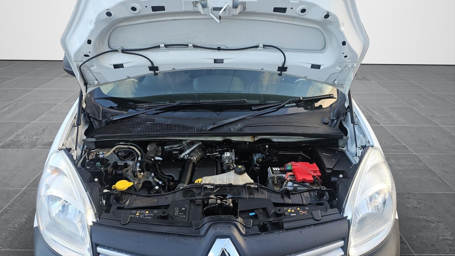 Used Renault Kangoo 2016 for sale - 76908145: Photo 11