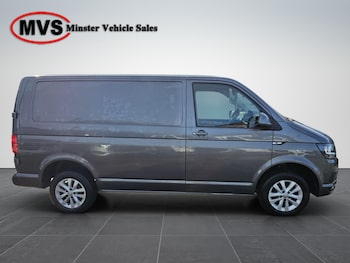 Used Volkswagen Transporter 2018 for sale - 76403356: Photo