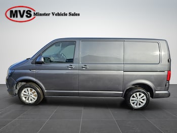 Used Volkswagen Transporter 2018 for sale - 76403356: Photo