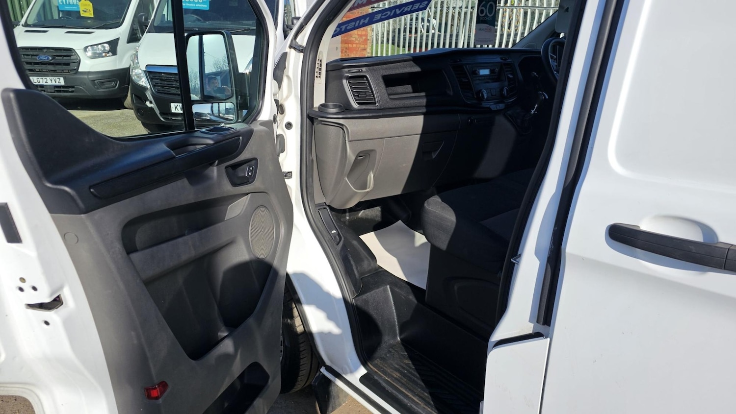 Used Ford Transit Custom 2019 for sale - 77742520: Photo 14