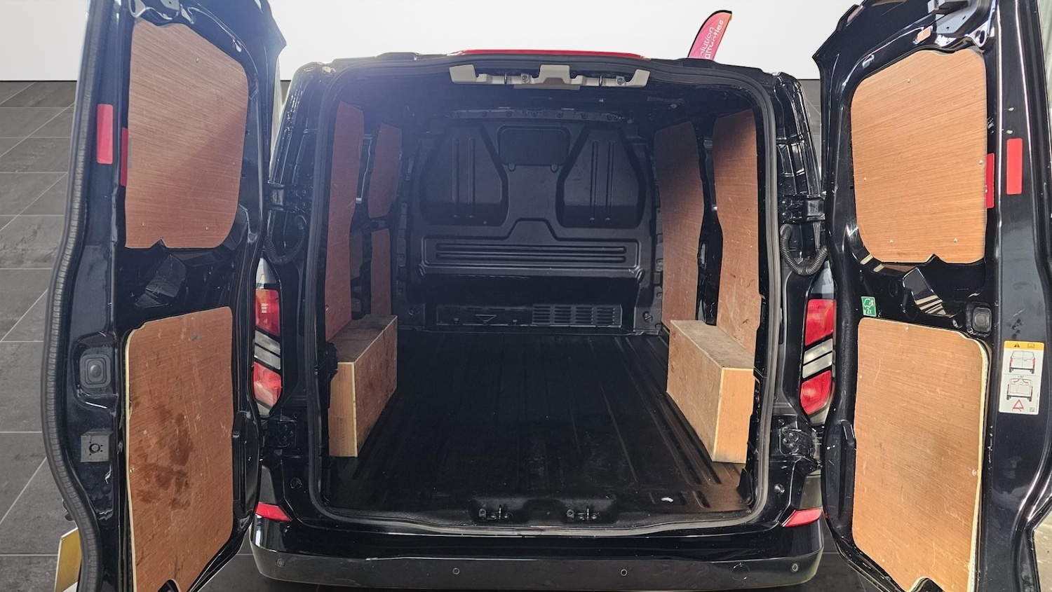 Used Ford Transit Custom 2024 for sale - 75981587: Photo 18