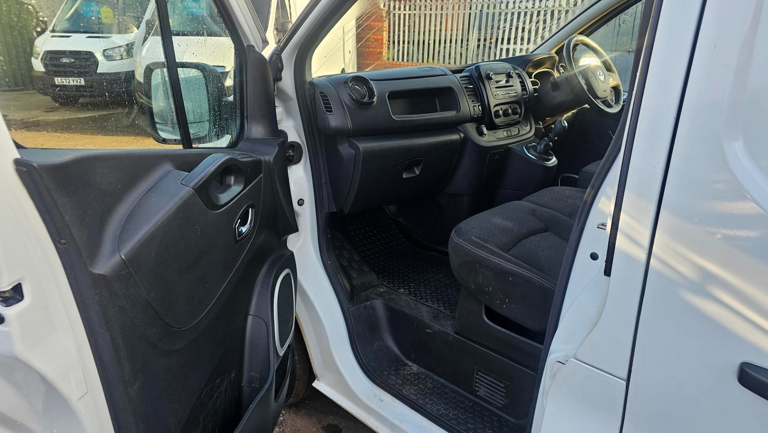 Used Vauxhall Vivaro 2018 for sale - 77758650: Photo 13