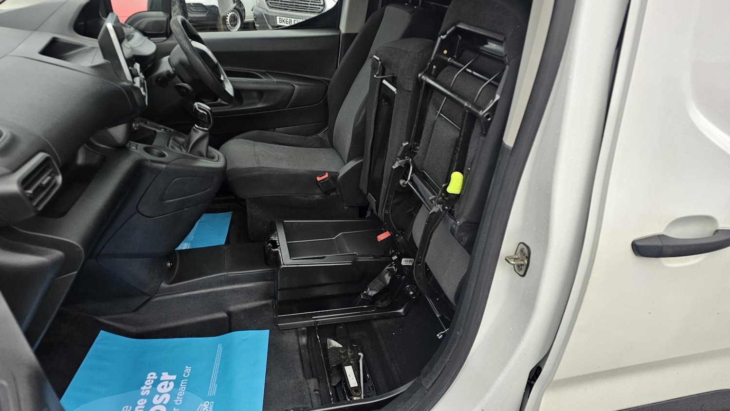 Used Peugeot Partner 2019 for sale - 77640970: Photo 18