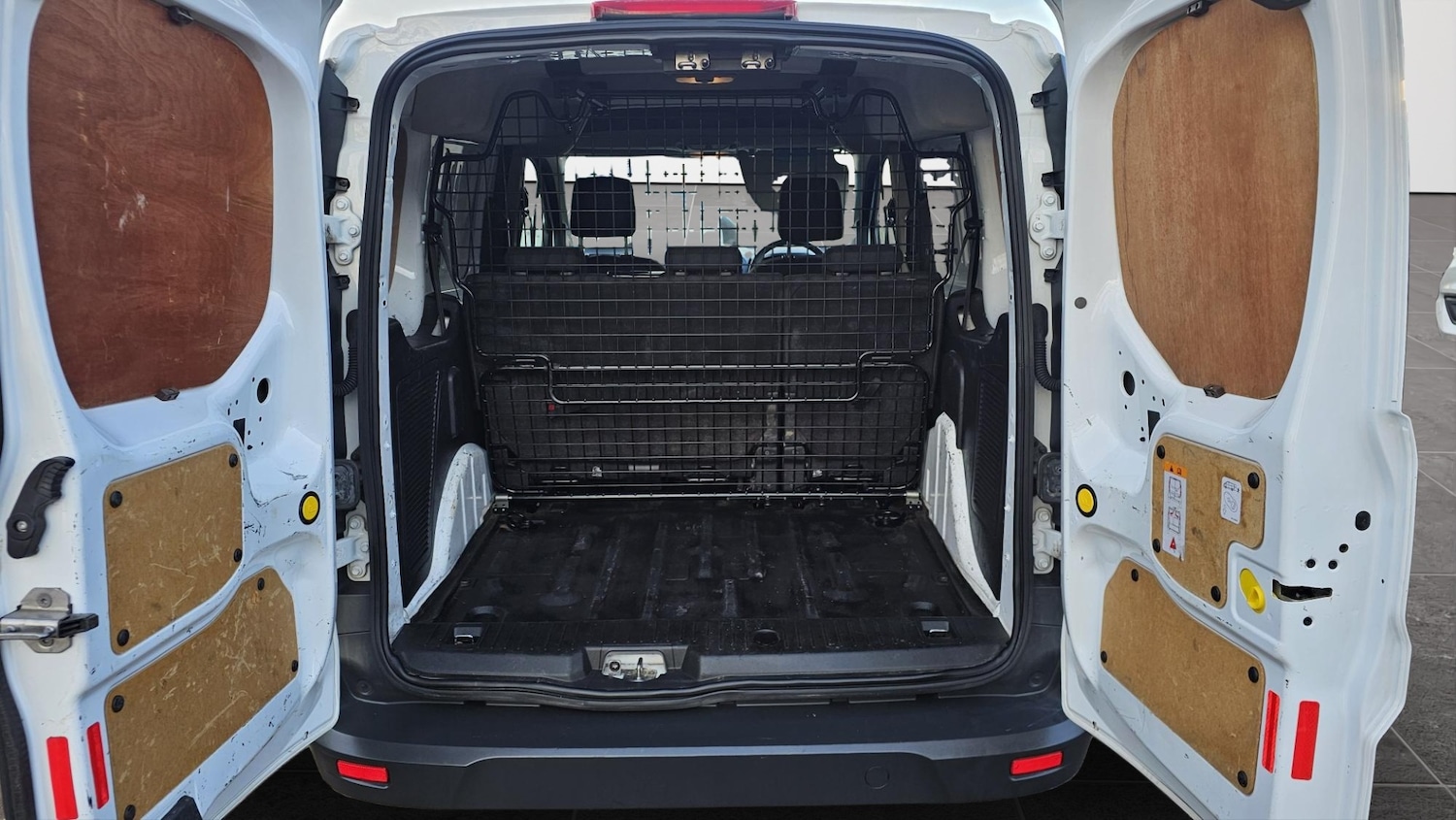 Used Ford Transit Connect 2016 for sale - 77592432: Photo 9