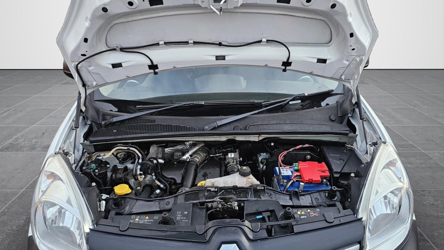 Used Renault Kangoo 2016 for sale - 77578519: Photo 11