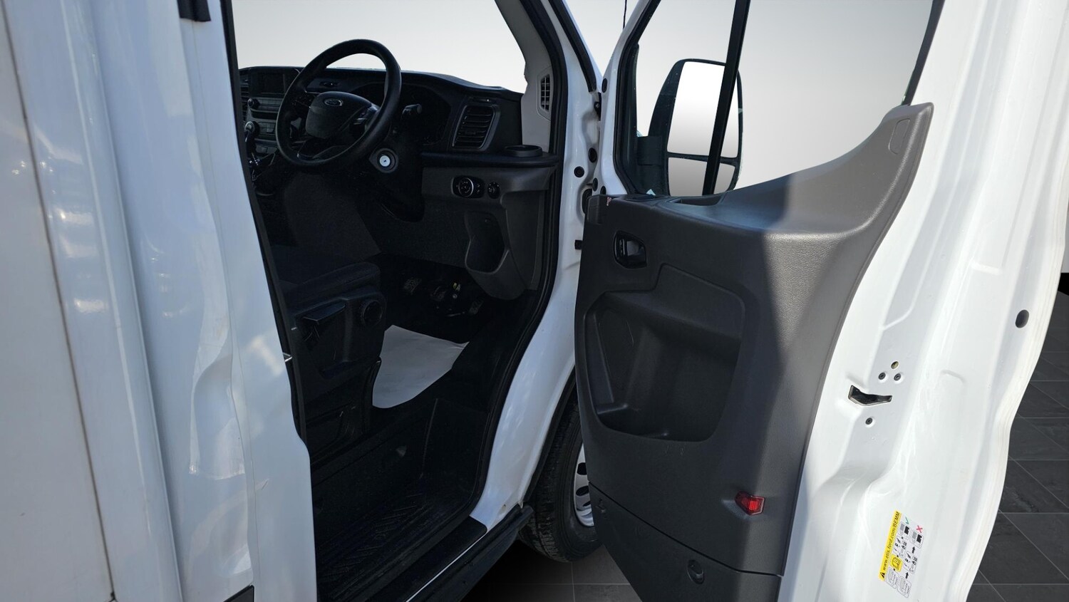 Used Ford Transit 2021 for sale - 78077292: Photo 11