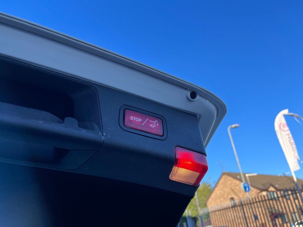 Used Mercedes-Benz C Class 2014 for sale - 75966753: Photo 34