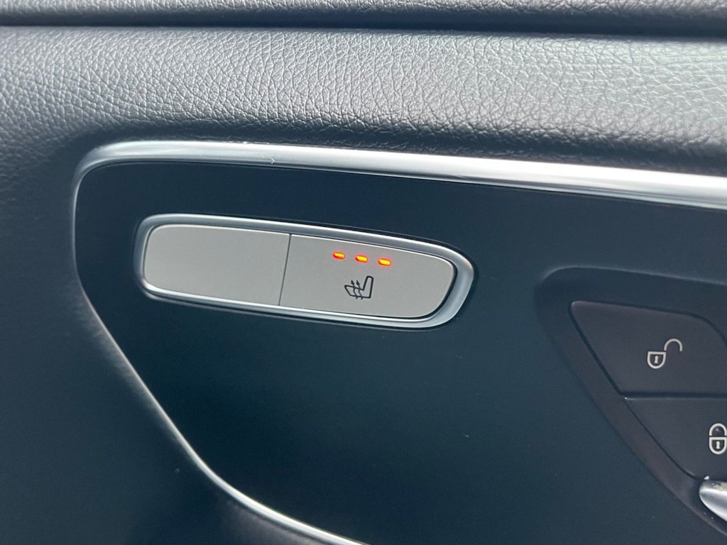 Used Mercedes-Benz V-Class 2018 for sale - 76535408: Photo 29