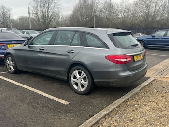 Used Mercedes-Benz C Class 2016 for sale - 77499399: Photo