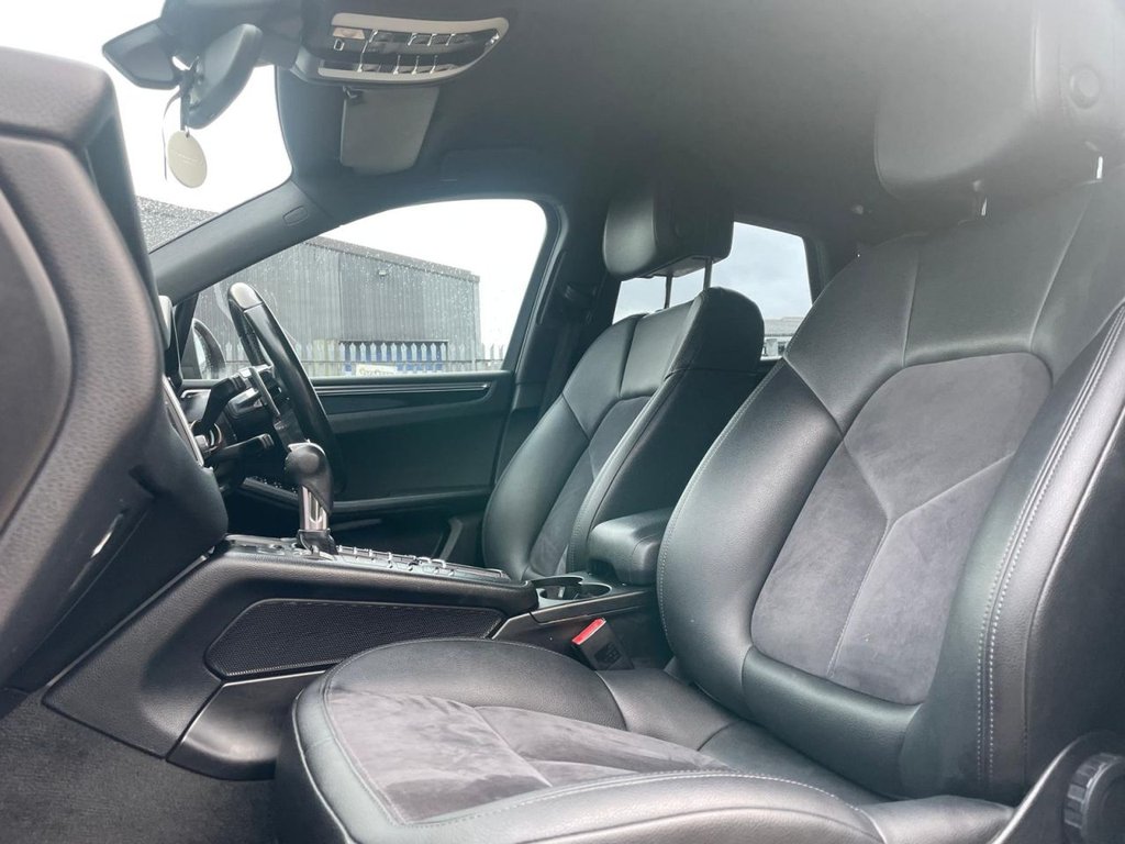 Used Porsche Macan 2017 for sale - 77477730: Photo 30
