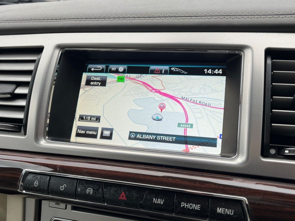 Used Jaguar XF 2011 for sale - 77383756: Photo 12