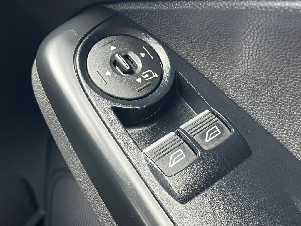 Used Ford Fiesta 2017 for sale - 77483452: Photo 32