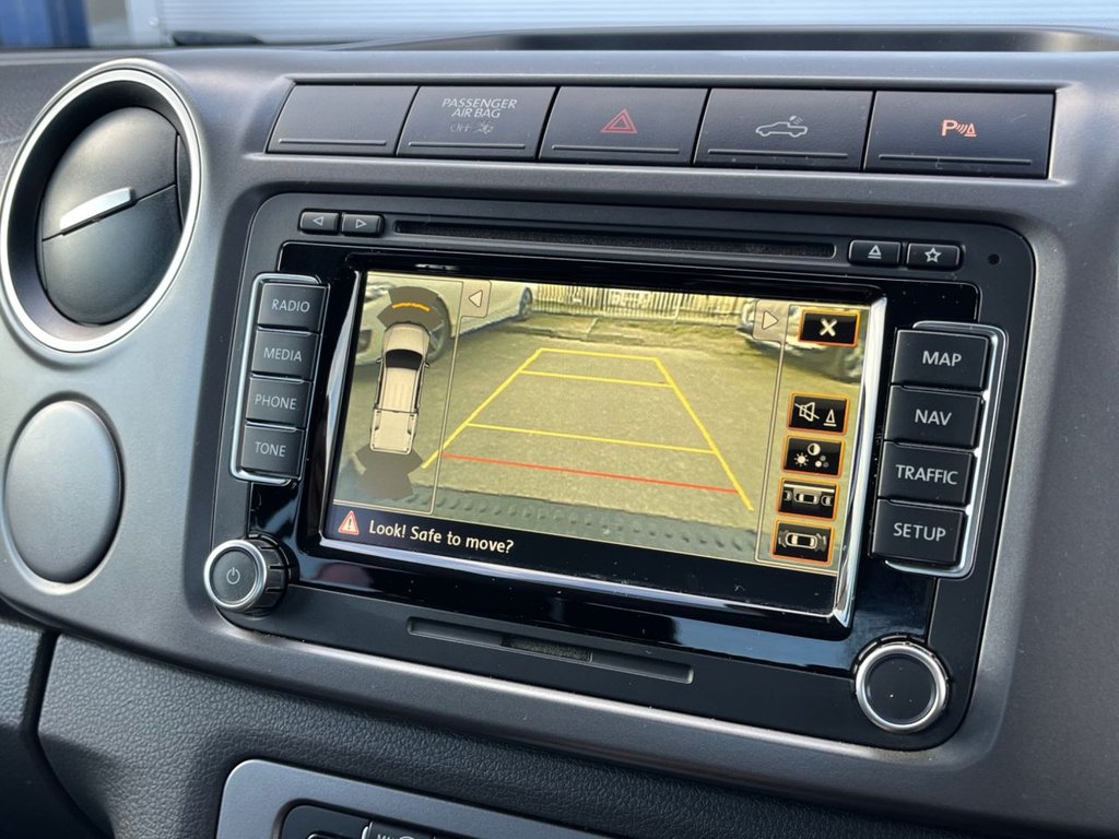 Used Volkswagen Amarok 2015 for sale - 77720437: Photo 12