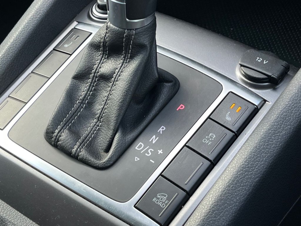 Used Volkswagen Amarok 2015 for sale - 77720437: Photo 16