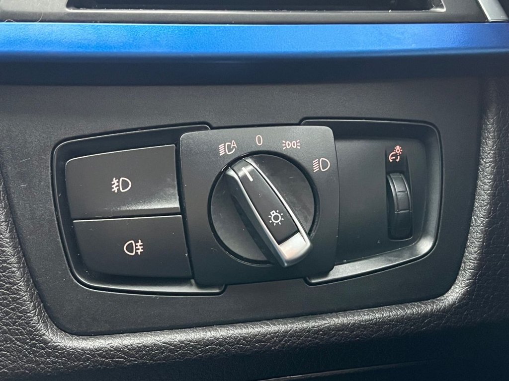 Used BMW 3 Series 2016 for sale - 76470596: Photo 32