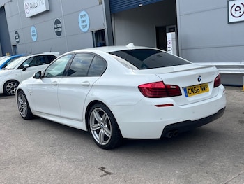 Used BMW 5 Series 2016 for sale - 76010517: Photo
