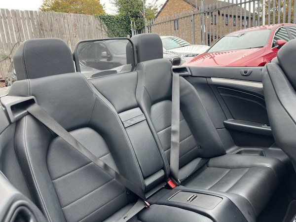 Used Mercedes-Benz E Class 2014 for sale - 76291988: Photo 9