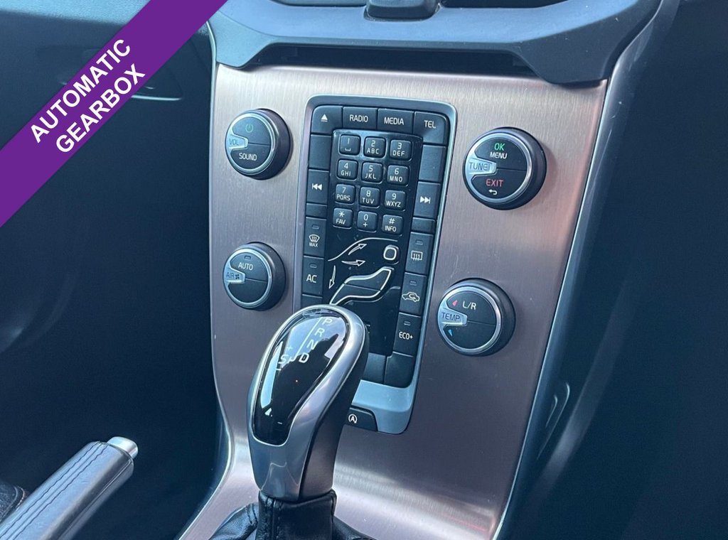 Used Volvo V40 Cross Country 2015 for sale - 77172120: Photo 16