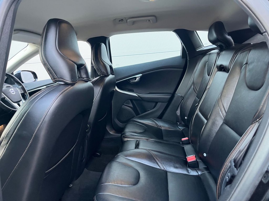Used Volvo V40 Cross Country 2015 for sale - 77172120: Photo 23