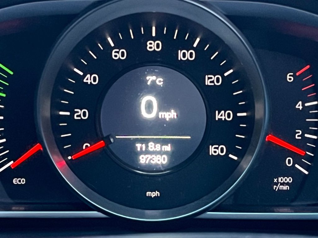 Used Volvo V40 Cross Country 2015 for sale - 77172120: Photo 26