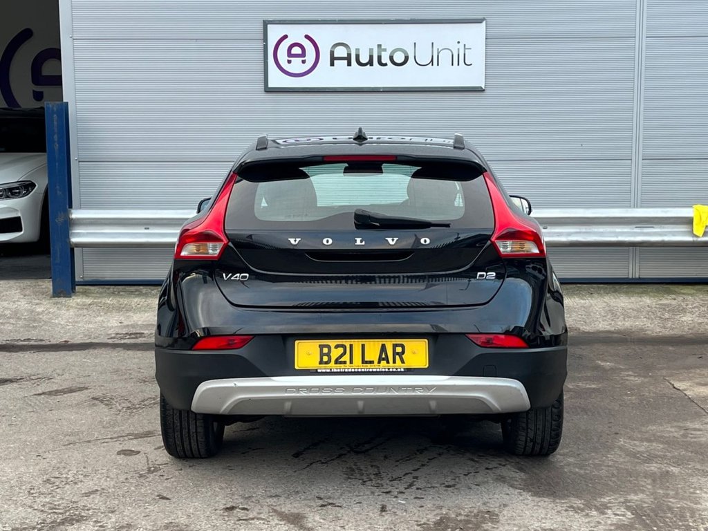 Used Volvo V40 Cross Country 2015 for sale - 77172120: Photo 35