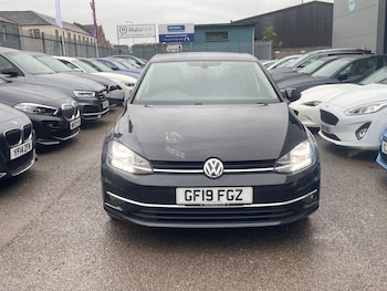 Used Volkswagen Golf 2019 for sale - 76163604: Photo 2