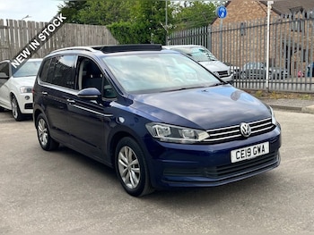 Used Volkswagen Touran 2019 for sale - 78401649: Photo