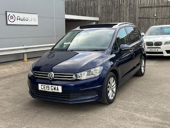 Used Volkswagen Touran 2019 for sale - 78401649: Photo