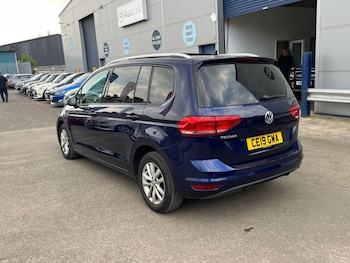 Used Volkswagen Touran 2019 for sale - 78401649: Photo