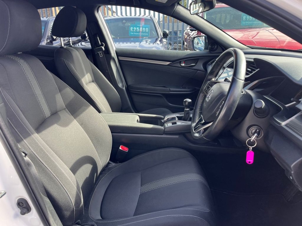 Used Honda Civic 2019 for sale - 77884929: Photo 9