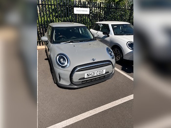 Used MINI Hatch 2021 for sale - 78449903: Photo