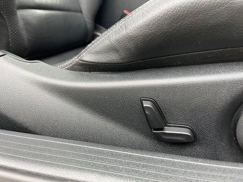 Used Mercedes-Benz E-Class 2014 for sale - 75998579: Photo 27