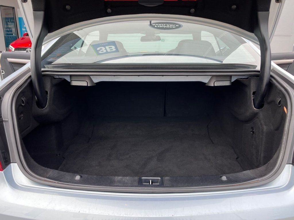 Used Mercedes-Benz E-Class 2014 for sale - 75998579: Photo 30