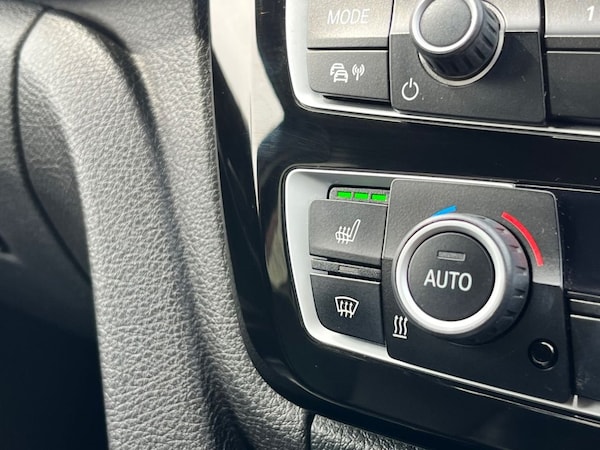 Used BMW 3 Series 2017 for sale - 74209136: Photo 31