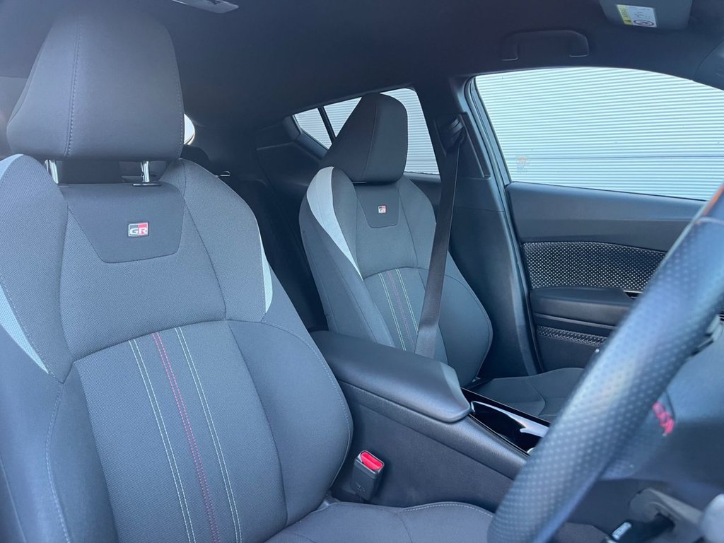 Used Toyota C-HR 2023 for sale - 77672627: Photo 9