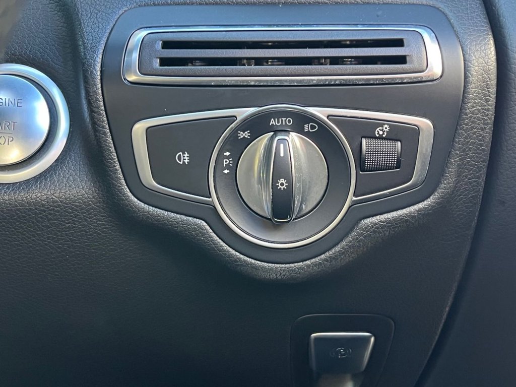 Used Mercedes-Benz GLC 2018 for sale - 75877262: Photo 30