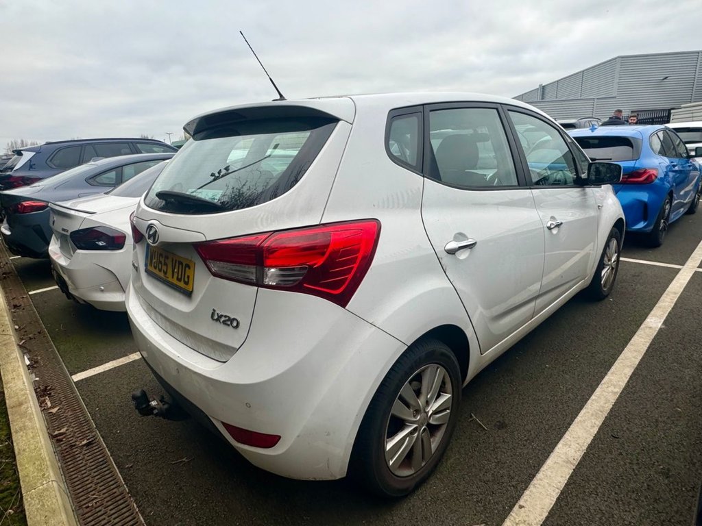 Used Hyundai Ix20 2015 for sale - 77072616: Photo 4