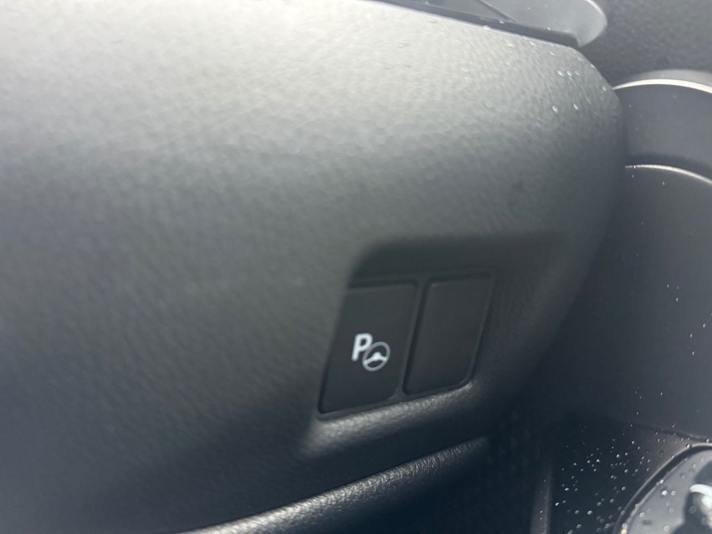 Used Toyota C-HR 2023 for sale - 76665692: Photo 16