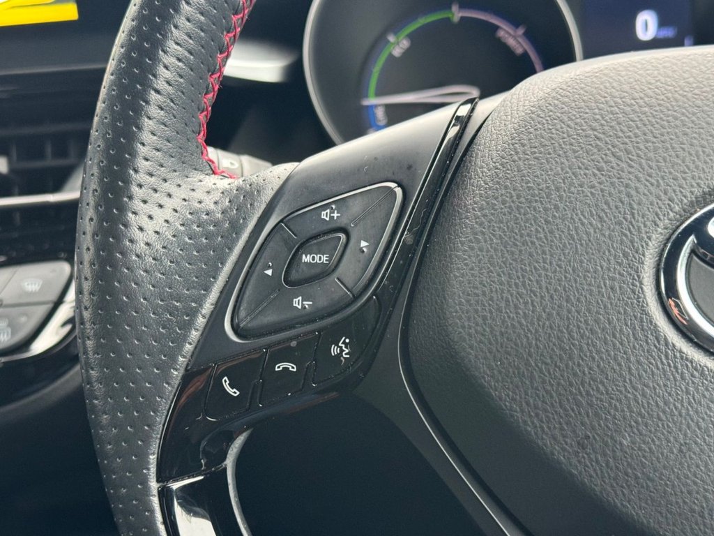 Used Toyota C-HR 2023 for sale - 76665692: Photo 18