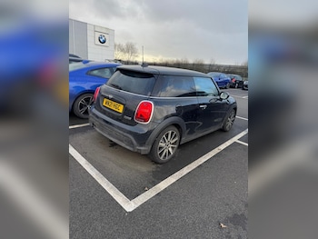 Used MINI Hatch 2021 for sale - 77634554: Photo