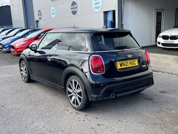 Used MINI Hatch 2021 for sale - 77634554: Photo