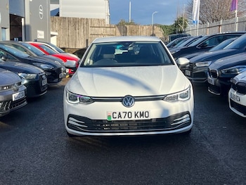 Used Volkswagen Golf 2020 for sale - 76923567: Photo