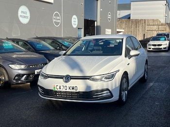 Used Volkswagen Golf 2020 for sale - 76923567: Photo